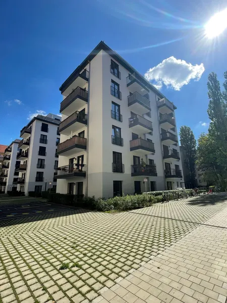 **Neubau-Schmuckstück - modern, EBK, ruhig und zentral** — photo 1